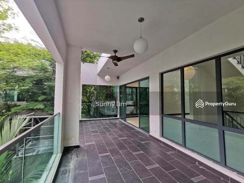 For Sale - Exclusive Bungalow at 10 Damansara