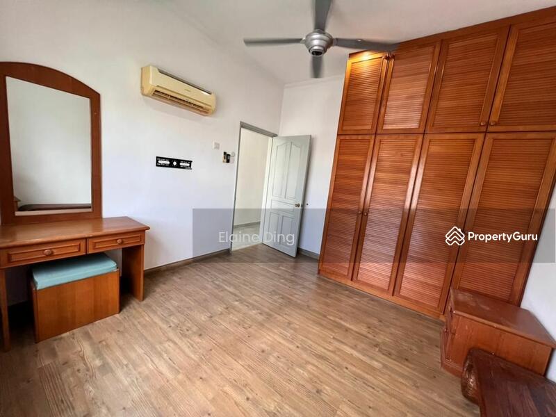 Untuk Dijual - Townhouse at Country Heights