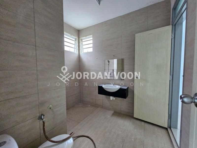 Rumah Teres 2 Tingkat untuk Dijual di Taman Bukit Minyak (Bukit Minyak) - Jordan Voon - Bathroom - PropertyGuru.com.my