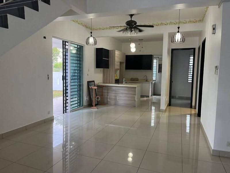 2-storey Terraced House for Sale in Taman Tiara East (Semenyih) - Nichole Liew - Living Room - PropertyGuru.com.my