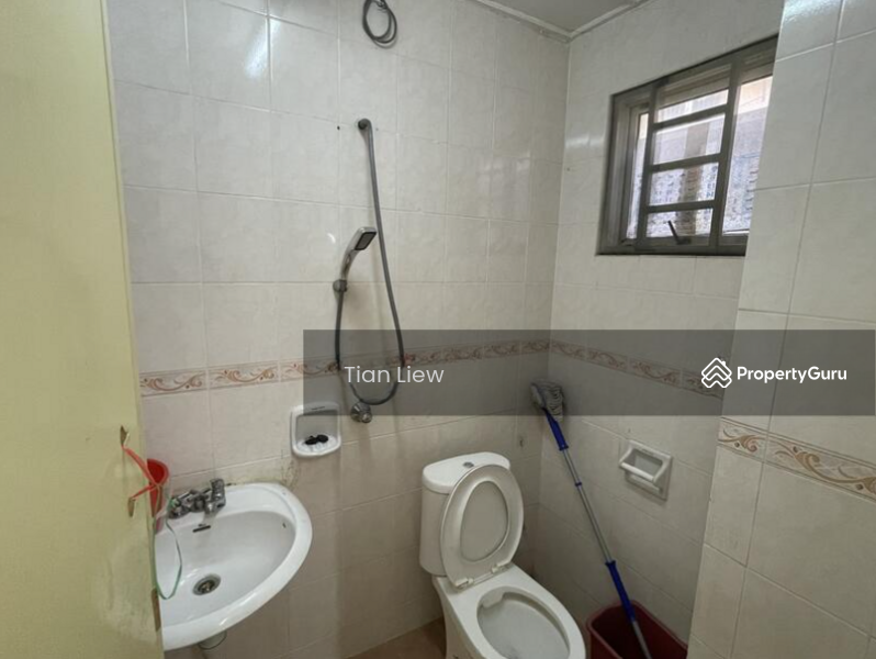 Rumah Teres 2 Tingkat untuk Dijual di Taman Usahawan (Kepong) - Tian Liew - PropertyGuru.com.my