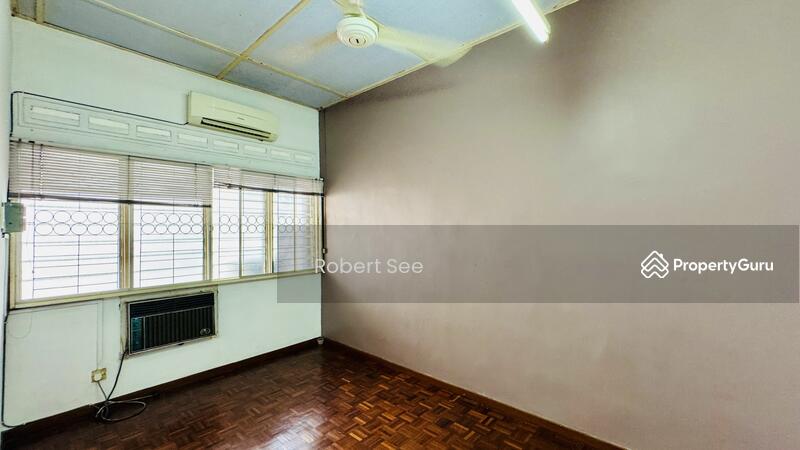 Untuk Dijual - Taman Batu Pahat
