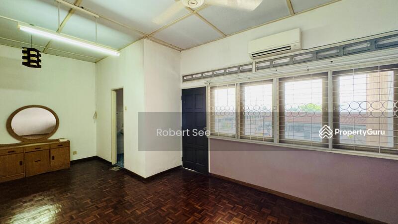Untuk Dijual - Taman Batu Pahat