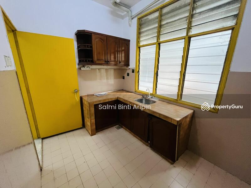 For Sale - Putri Apartment