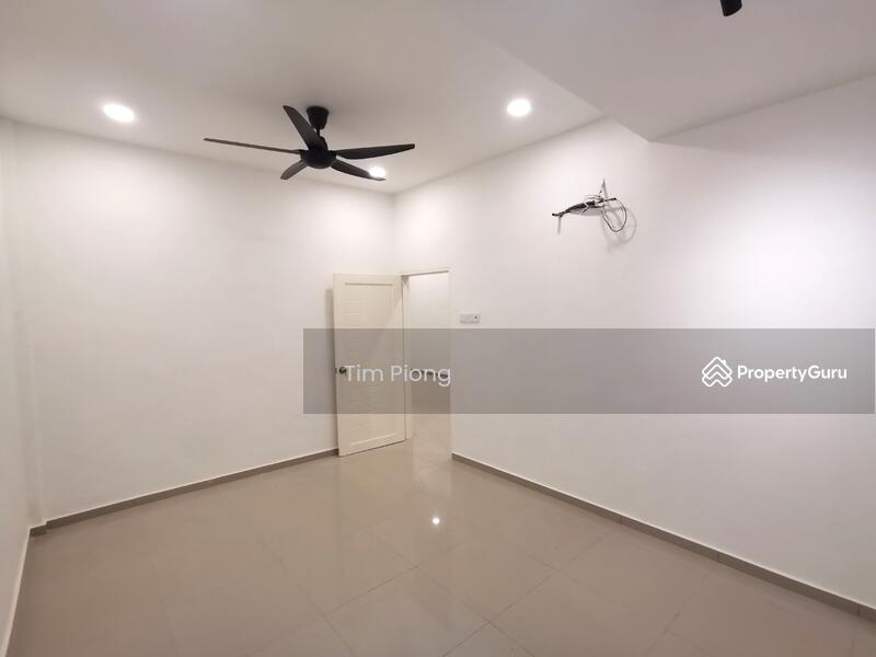 Untuk Dijual - Fully Renovated Bukit Beruang Freehold