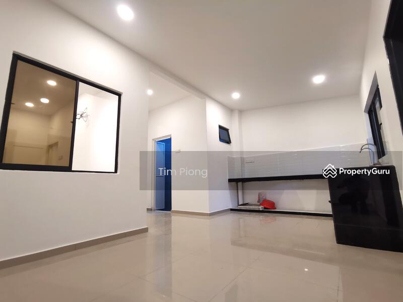 Untuk Dijual - Fully Renovated Bukit Beruang Freehold