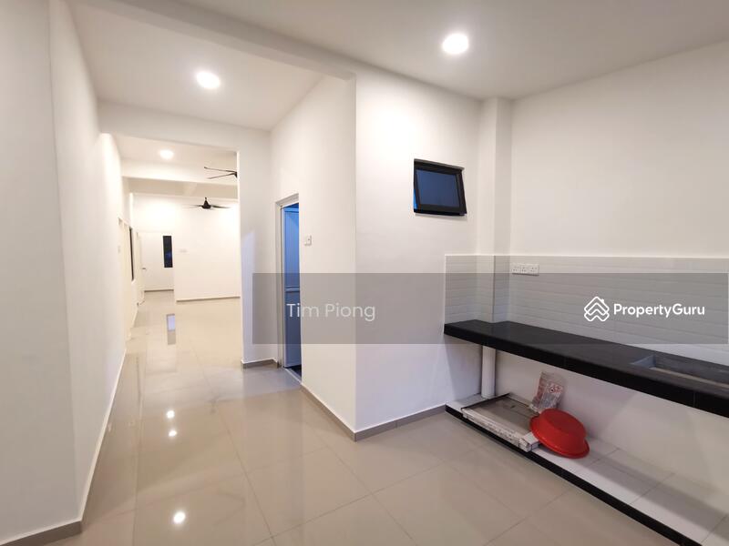 Untuk Dijual - Fully Renovated Bukit Beruang Freehold