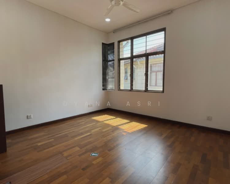 Rumah Teres 2-Tingkat untuk Dijual di Bukit Jelutong (Shah Alam) - Dyana Asri - Interior - PropertyGuru.com.my
