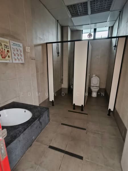 Office for Rent in Bandar Sunway (Sunway) - Edmund Chan - Bathroom - PropertyGuru.com.my