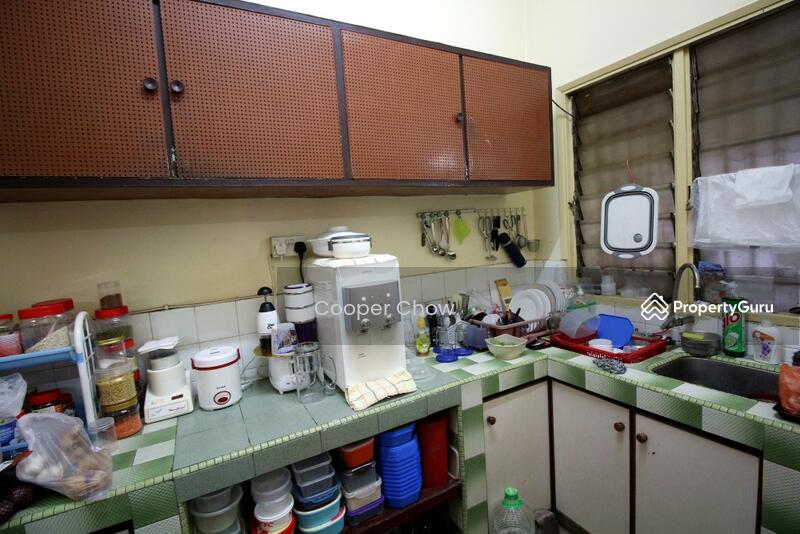 2-storey Terraced House for Sale in Kampung Tunku (Petaling Jaya) - Cooper Chow - PropertyGuru.com.my