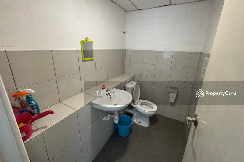 Private Washroom