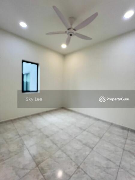 Corner Lot Single storey terrace for sale @ Taman Johor Jaya, Jalan ...