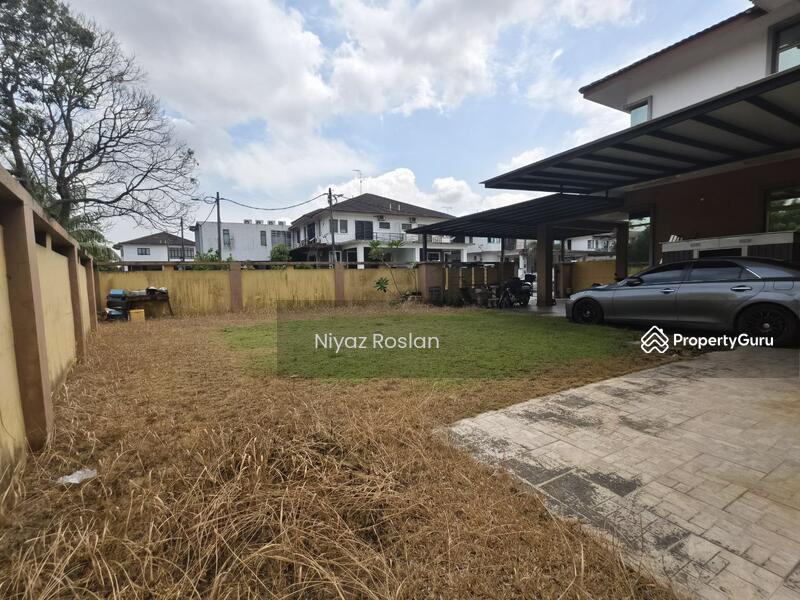 Extra Land view 1