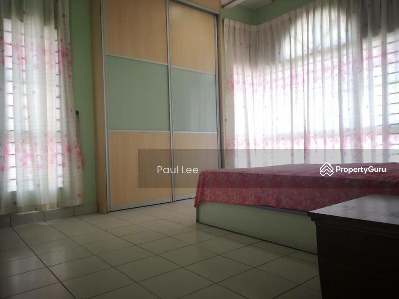 La Vista Condominiums, Jalan Tempua 2, Bandar Puchong Jaya, Puchong