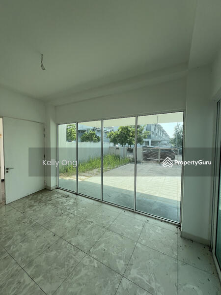 Untuk Dijual - Kajang 2 Triple Story Semi-D RM0 DP
