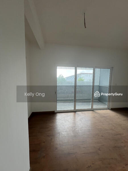 Untuk Dijual - Kajang 2 Triple Story Semi-D RM0 DP
