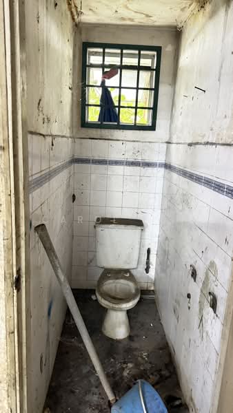 Kedai untuk Disewa di Taman Sri Putri (Kulai) - Carol Tan - Bathroom - PropertyGuru.com.my