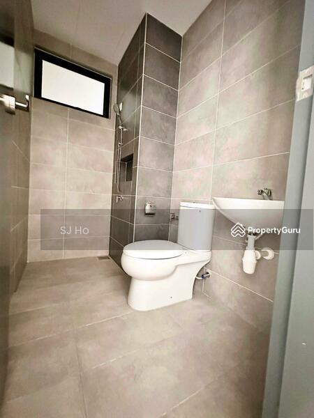 Aston Acacia Bukit Mertajam - common bathroom