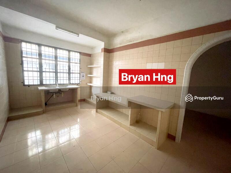 Rumah Teres 3-Tingkat untuk Dijual di Taman Bukit Jambul (Bukit Jambul) - Bryan H'ng - PropertyGuru.com.my