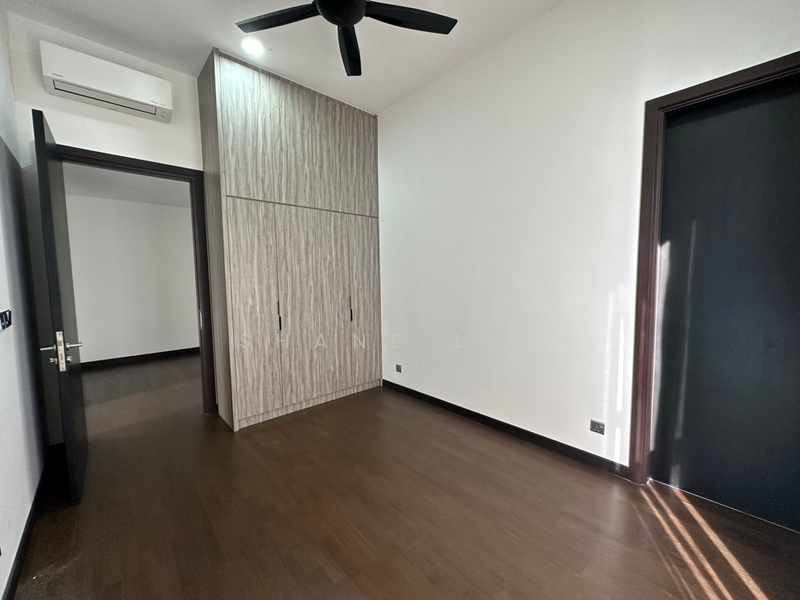 Untuk Disewa - The Estate