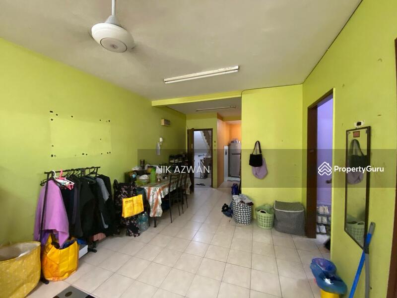 For Sale - Pusat Komersial Seksyen 7