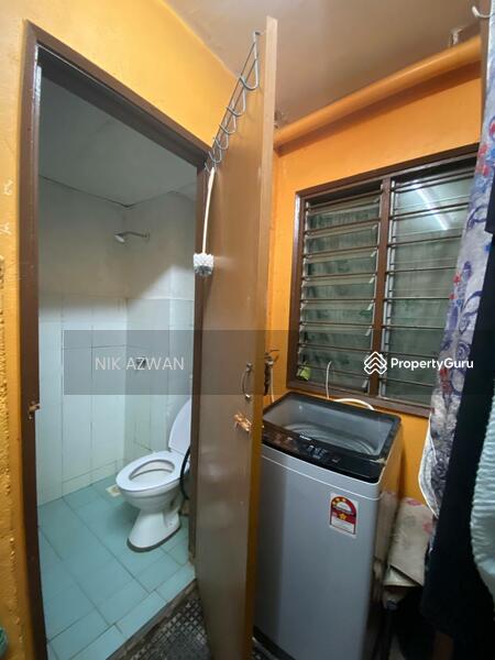 For Sale - Pusat Komersial Seksyen 7