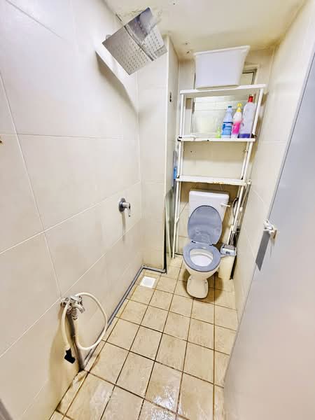 Kondominium untuk Disewa di Flora Damansara Flat - Erin Yusof - Bathroom - PropertyGuru.com.my