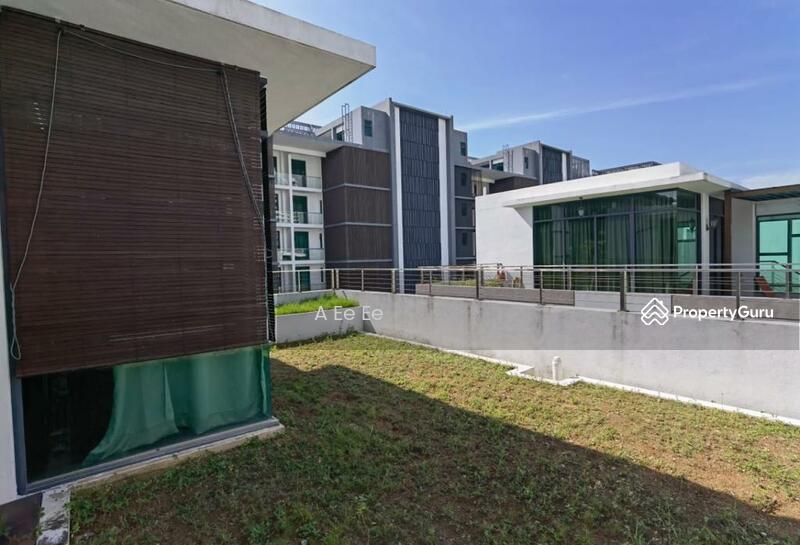 For Sale - The Light Collection 1 (WATER VILLAS) , 3/Bungalow for sale