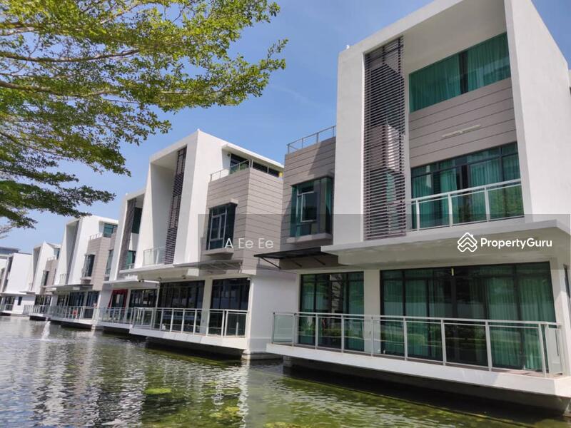 For Sale - The Light Collection 1 (WATER VILLAS) , 3/Bungalow for sale