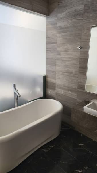 Kondominium untuk Dijual di Mirage Residence - Wai Keen Yan - Bathroom - PropertyGuru.com.my