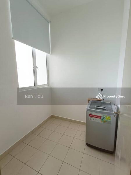 Untuk Disewa - Southbay Plaza