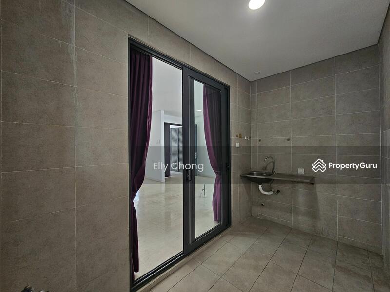 Untuk Dijual - Lake Fields