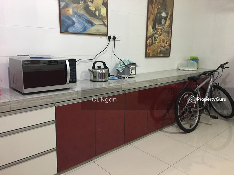 Untuk Disewa - Jade Hills