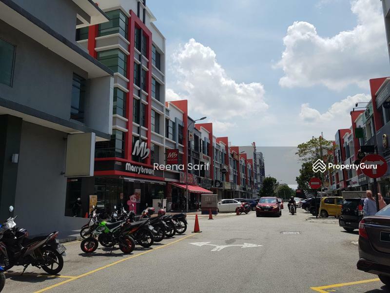 For Sale - Shop Lot 3sty Freehold at Alam Avenue Seksyen 16 Shah Alam