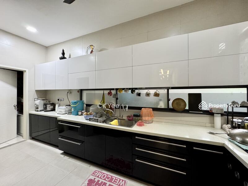 Rumah Berkembar untuk Dijual di Taman Equine (Seri Kembangan) - CK Yee - PropertyGuru.com.my