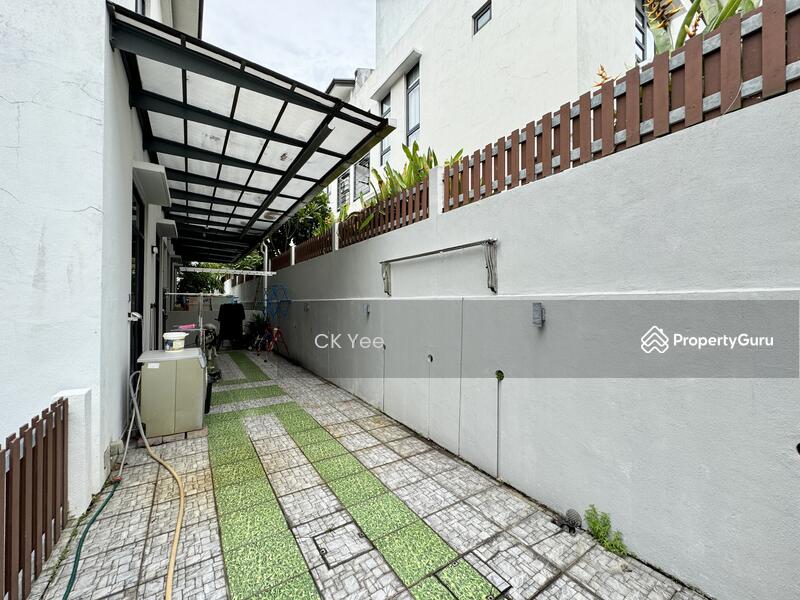 Rumah Berkembar untuk Dijual di Taman Equine (Seri Kembangan) - CK Yee - PropertyGuru.com.my