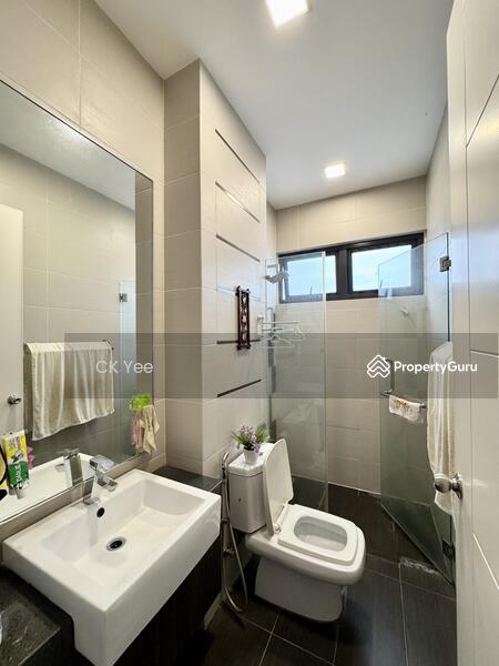 Rumah Berkembar untuk Dijual di Taman Equine (Seri Kembangan) - CK Yee - PropertyGuru.com.my
