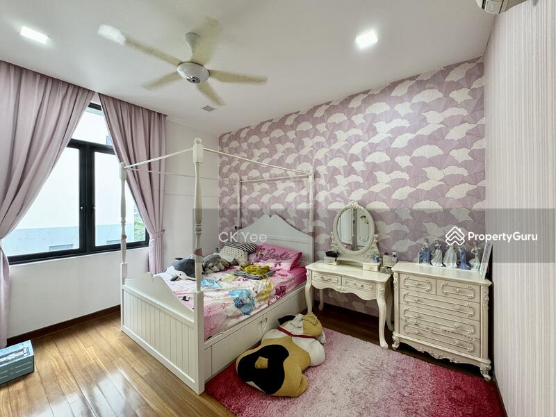 Rumah Berkembar untuk Dijual di Taman Equine (Seri Kembangan) - CK Yee - PropertyGuru.com.my