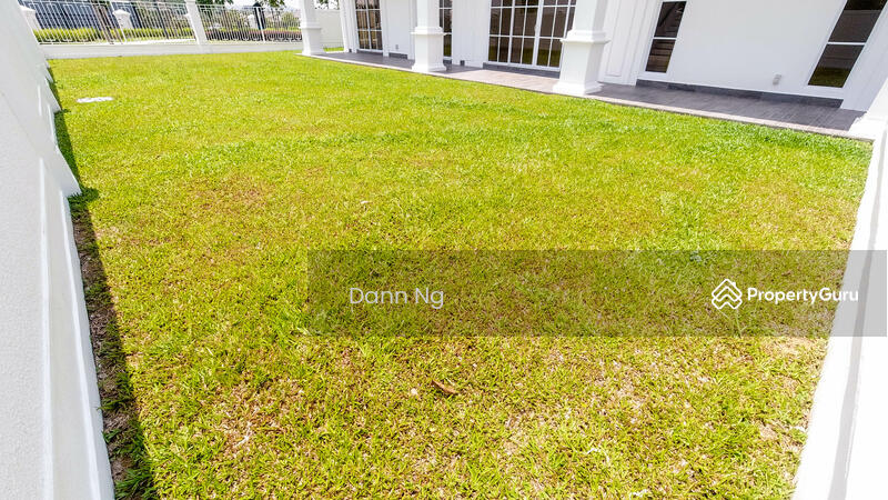 For Sale - STONERIDGE the LARGEST SiZE Bungalow 78X95 CORNER Lot 5054sf Eco Majestic Semenyih