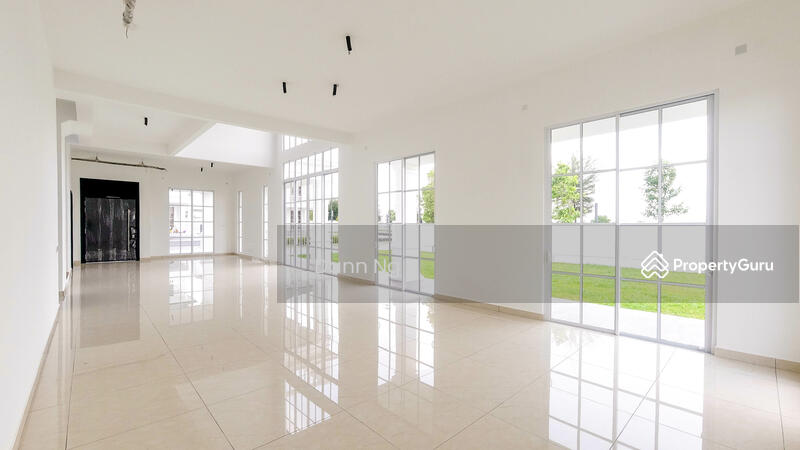 For Sale - STONERIDGE the LARGEST SiZE Bungalow 78X95 CORNER Lot 5054sf Eco Majestic Semenyih