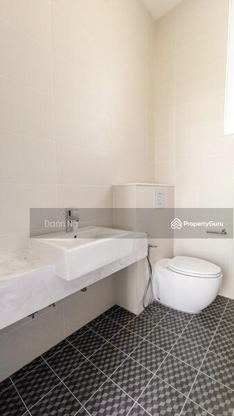 For Sale - STONERIDGE the LARGEST SiZE Bungalow 78X95 CORNER Lot 5054sf Eco Majestic Semenyih