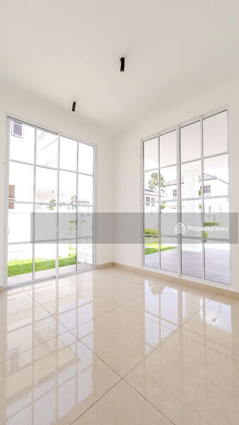 For Sale - STONERIDGE the LARGEST SiZE Bungalow 78X95 CORNER Lot 5054sf Eco Majestic Semenyih