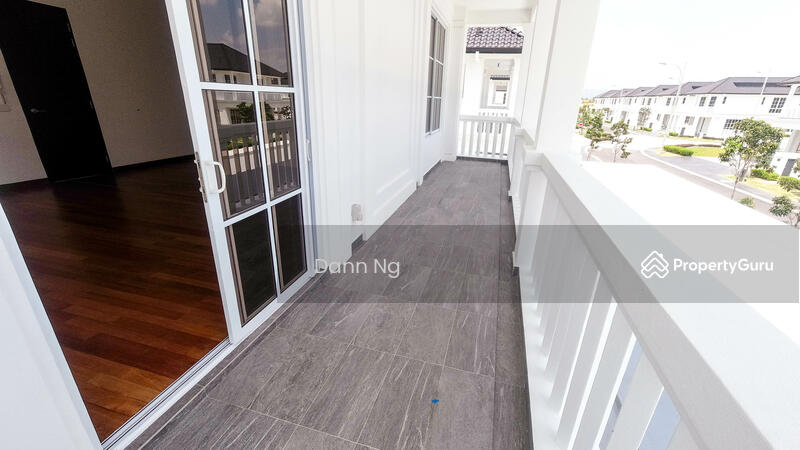 For Sale - STONERIDGE the LARGEST SiZE Bungalow 78X95 CORNER Lot 5054sf Eco Majestic Semenyih