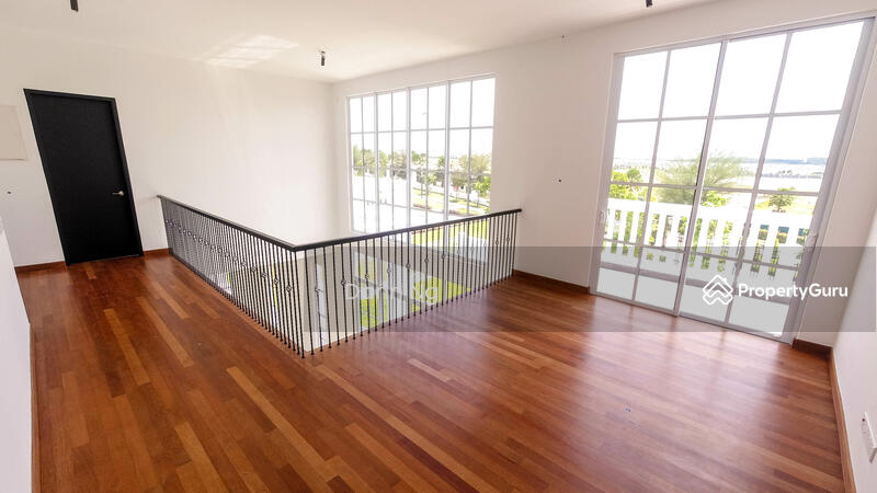 For Sale - STONERIDGE the LARGEST SiZE Bungalow 78X95 CORNER Lot 5054sf Eco Majestic Semenyih