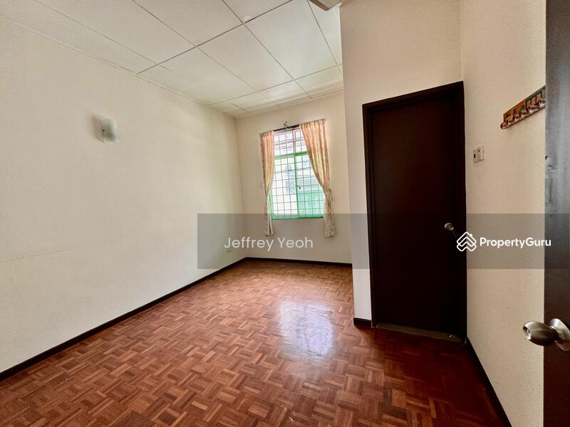 For Sale - 2/stories Terrace @ Bukit Gambier