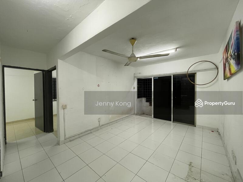 Untuk Dijual - Happy Court