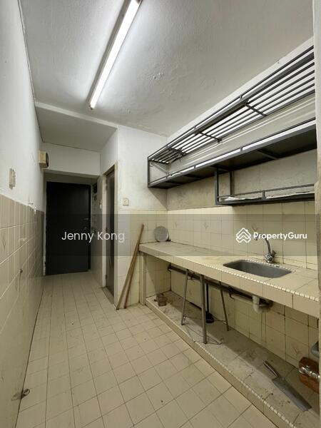 Untuk Dijual - Happy Court