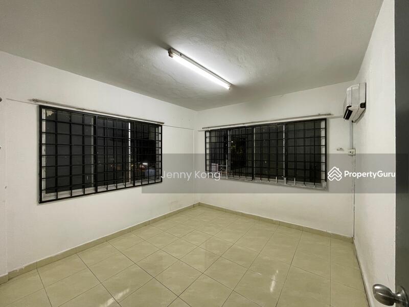 Untuk Dijual - Happy Court