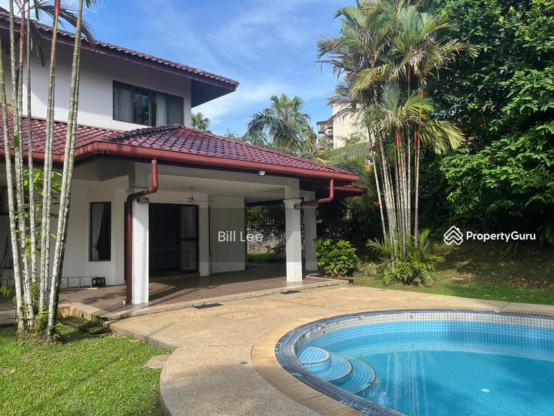 bungalow with pool