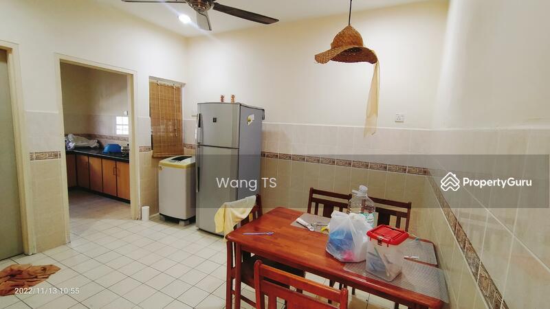 Full Furnished 2.5 Sty Terrace. Laguna Merbok. untuk Untuk Dijual - RM 380,000, Apr 2026 - PropertyGuru.com.my